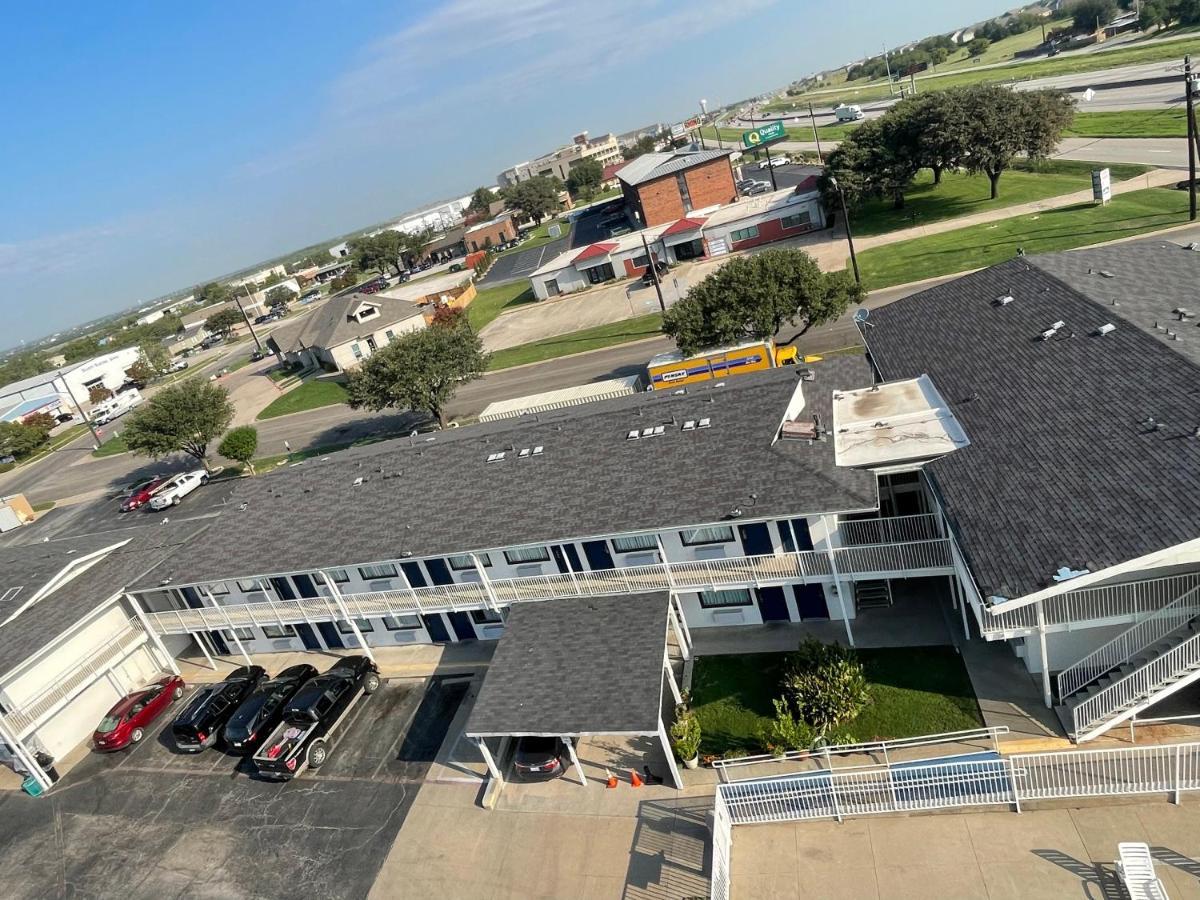 Motel 6 Denton, Tx - Unt Exterior foto
