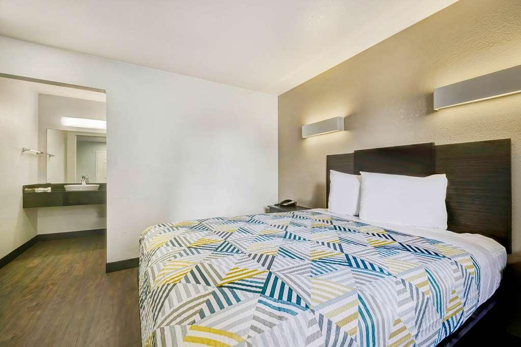 Motel 6 Denton, Tx - Unt Quarto foto