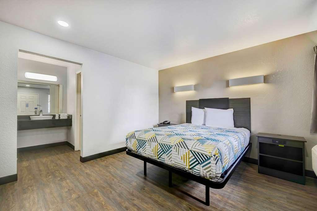 Motel 6 Denton, Tx - Unt Quarto foto