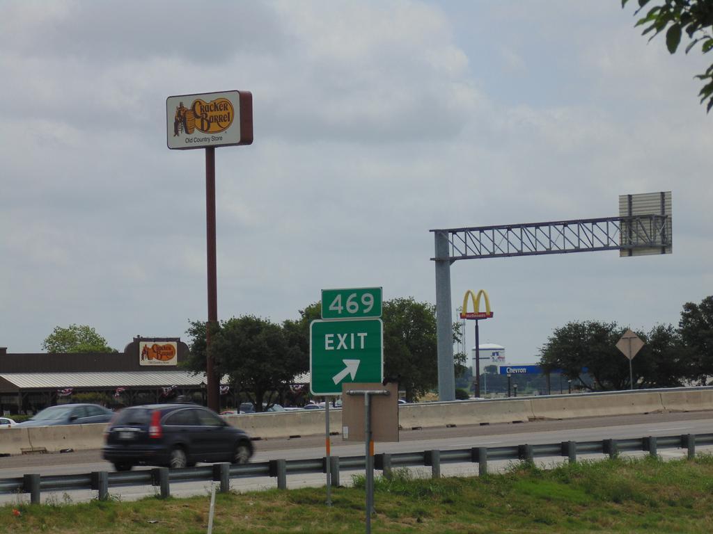 Motel 6 Denton, Tx - Unt Exterior foto